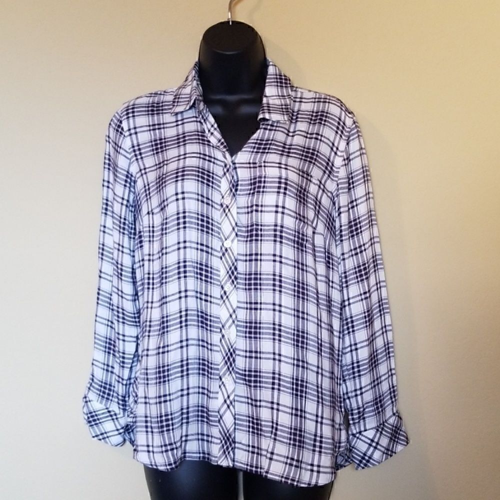 NWT Talbots Button Up Top